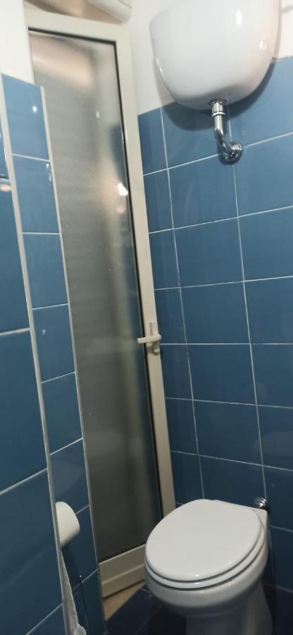 Diana Bed & Breakfast Napoli Bagian luar foto